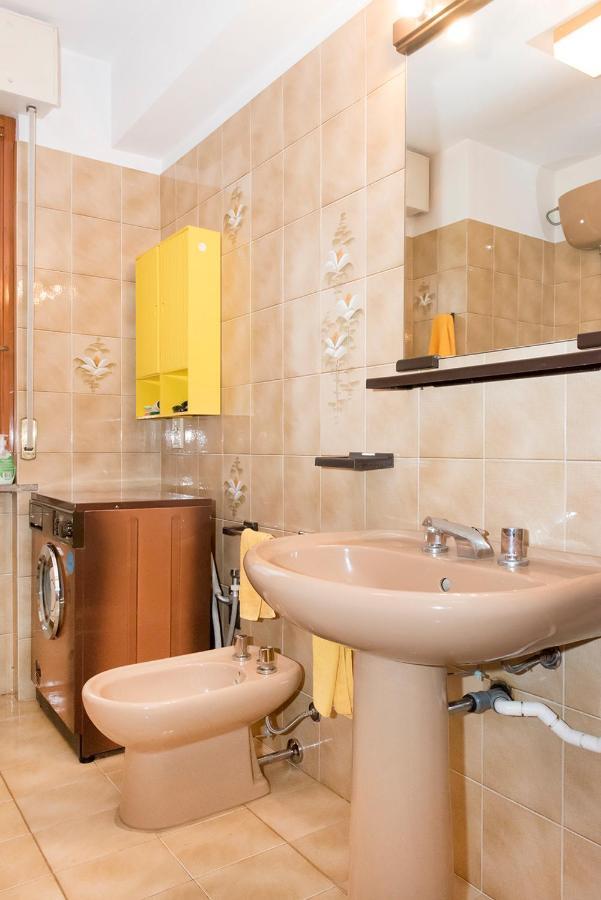 S288 - Sirolo, Ampio Trilocale In Zona Centrale Zewnętrze zdjęcie